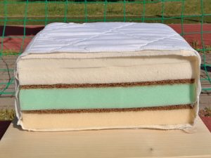 Gallop-Memoriahab és latex réteg extra kényelmes kombinációjával készülő kókuszos hideghab - legkenyelmesebb sportmatrac
